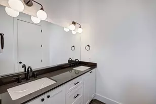 1717 Airline Dr, Houston, TX 77009 - Photo 18