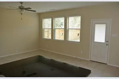 1742 Parkside Shores Lane, Crosby, TX 77532 - Photo 4
