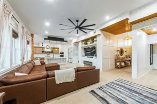 209 Horse Shoe Trail, Angleton, TX 77515 - Photo 6