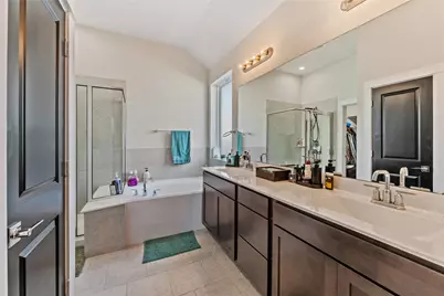 8422 Hunterwyck Lane, Baytown, TX 77521 - Photo 16