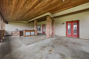 1405 Big Hill Rd, Winnie, TX 77665 - Photo 36