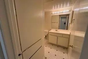 9101 Country Creek Dr, Houston, TX 77036 - Photo 6