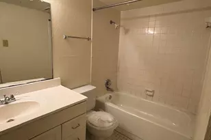 9101 Country Creek Dr, Houston, TX 77036 - Photo 2