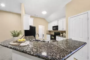 411 Shawnee Dr, Conroe, TX 77316 - Photo 8
