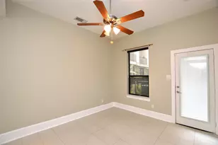 1538 W 23rd St, Houston, TX 77008 - Photo 34