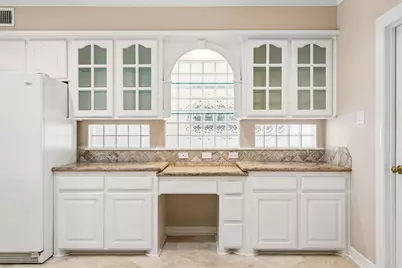 106 Cove Point, Montgomery, TX 77356 - Photo 14