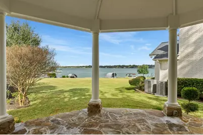 106 Cove Point, Montgomery, TX 77356 - Photo 36
