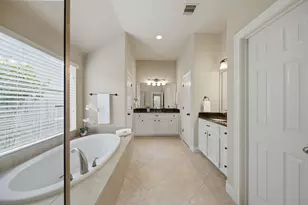 527 Jordan Creek Ct, League City, TX 77573 - Photo 32