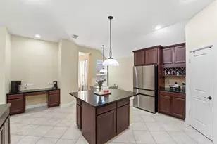 8519 Cres Valley Ln, Humble, TX 77346 - Photo 10