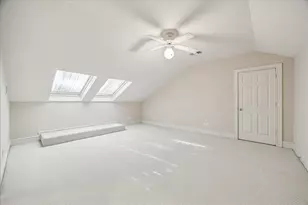 608 Little John Ln, Houston, TX 77024 - Photo 38