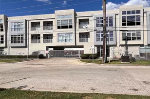 207 Pierce St, Houston, TX 77002 - Photo 1