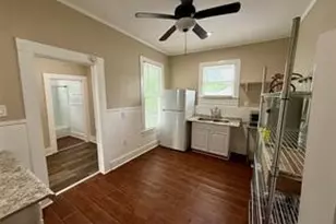 1403 14th St, Huntsville, TX 77340 - Photo 8