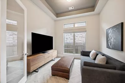 323 S Cadence Hills Loop, Conroe, TX 77318 - Photo 8