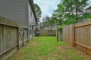 10 Jenny Wren Ct, The Woodlands, TX 77382 - Photo 4