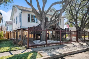 4919 Austin Dr, Galveston, TX 77551 - Photo 8
