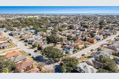 4919 Austin Drive, Galveston, TX 77551 - Photo 34