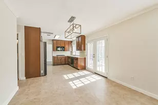 10215 Tablerock Dr, Houston, TX 77064 - Photo 8
