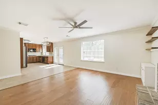 10215 Tablerock Dr, Houston, TX 77064 - Photo 6