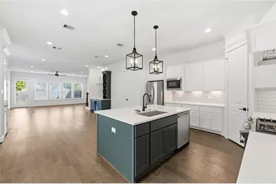 819 W 19th Street, Houston, TX 77008 - Photo 14