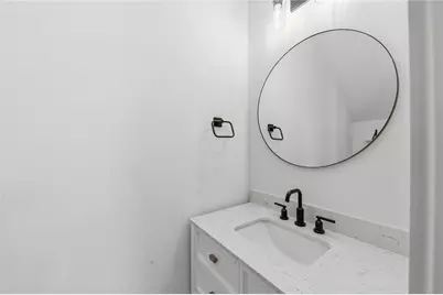 819 W 19th Street, Houston, TX 77008 - Photo 24