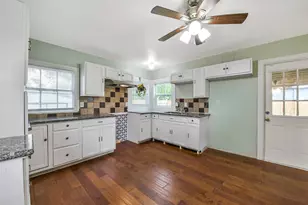228 16th Ave N, Texas City, TX 77590 - Photo 12