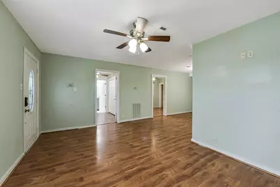 228 16th Avenue N, Texas City, TX 77590 - Photo 8