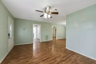 228 16th Ave N, Texas City, TX 77590 - Photo 8