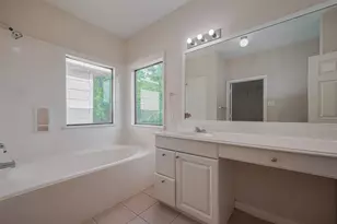 11214 Palmsprings Dr, Houston, TX 77034 - Photo 14