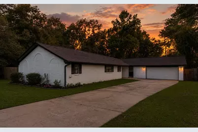 816 Glen Hollow Drive, Conroe, TX 77385 - Photo 1