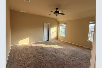 160 Voss S, Kyle, TX 78640 - Photo 8