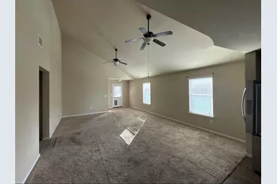 160 Voss S, Kyle, TX 78640 - Photo 4