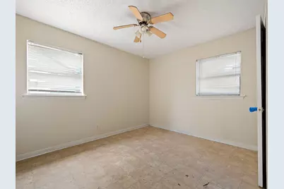 7410 Lindencrest Street, Houston, TX 77061 - Photo 40