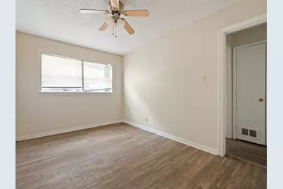 7410 Lindencrest Street, Houston, TX 77061 - Photo 12