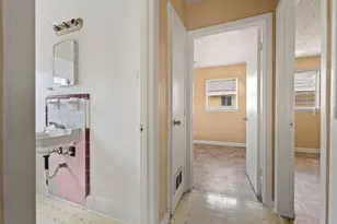 7410 Lindencrest St, Houston, TX 77061 - Photo 22