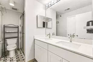 7700 Seawall Blvd, Galveston, TX 77551 - Photo 24