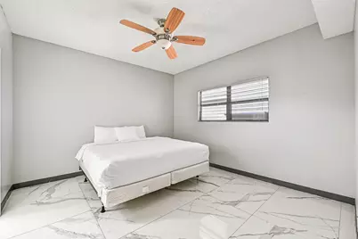 7700 Seawall Boulevard #702, Galveston, TX 77551 - Photo 22