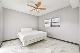 7700 Seawall Blvd, Galveston, TX 77551 - Photo 22