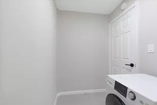 234 W 27th St, Houston, TX 77008 - Photo 8