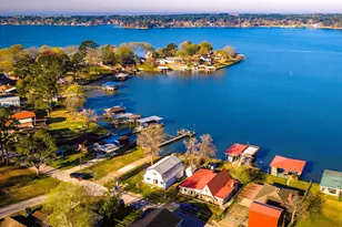 416 Kickapoo Dr, Livingston, TX 77351 - Photo 1