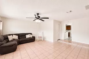 12711 Cooperstown Dr, Houston, TX 77089 - Photo 6