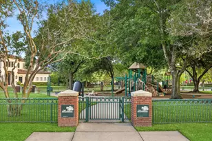 2330 Maroneal St, Houston, TX 77030 - Photo 36