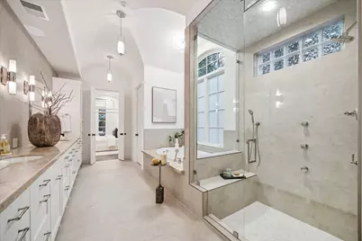 2330 Maroneal Street, Houston, TX 77030 - Photo 16