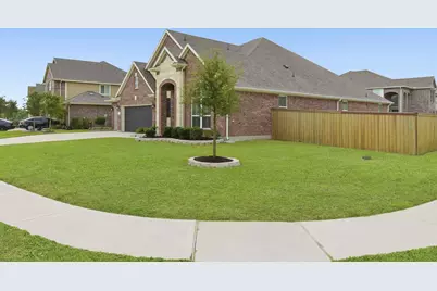 9311 Secretariat Lane, Mont Belvieu, TX 77523 - Photo 6