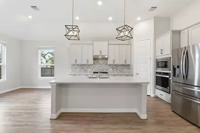 9311 Secretariat Lane, Mont Belvieu, TX 77523 - Photo 18