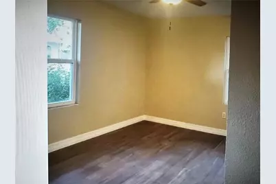 215 Anna Street, Tomball, TX 77375 - Photo 2