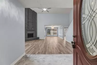 2118 Creekshire Drive, Sugar Land, TX 77478 - Photo 4