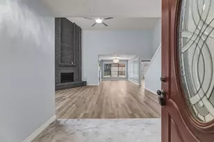 2118 Creekshire Dr, Sugar Land, TX 77478 - Photo 4