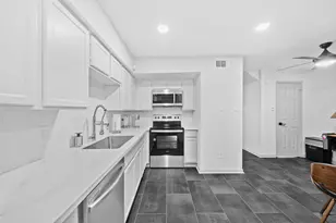 3831 Landmark Dr, Missouri City, TX 77459 - Photo 6