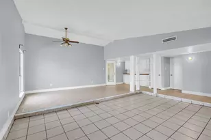 15603 Mira Monte Dr, Houston, TX 77083 - Photo 6