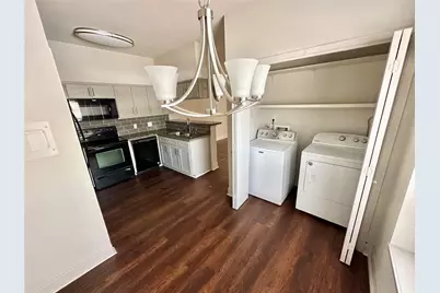 2626 Holly Hall Street #102, Houston, TX 77054 - Photo 12